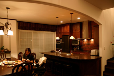 Breakfast counter at dining & kitchen